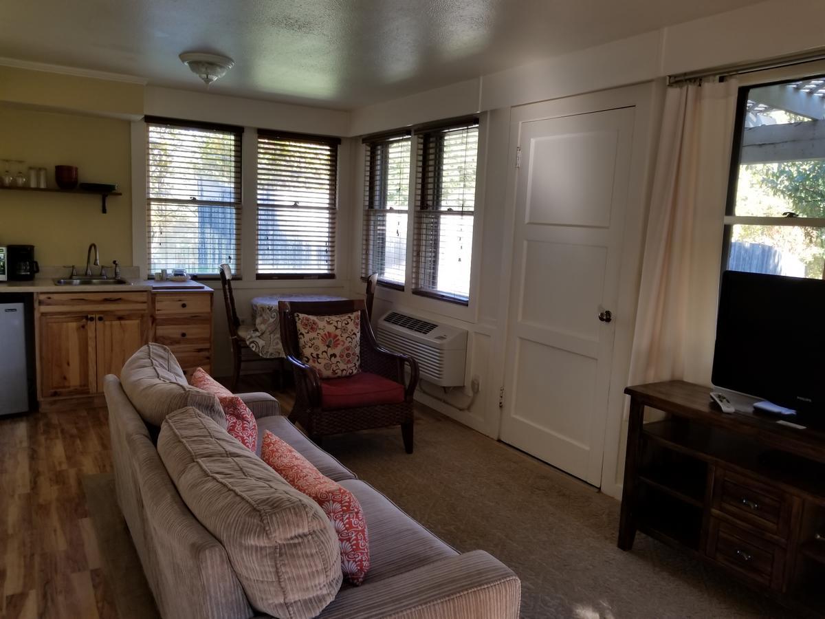 Willow Creek China Creek Cottages מראה חיצוני תמונה
